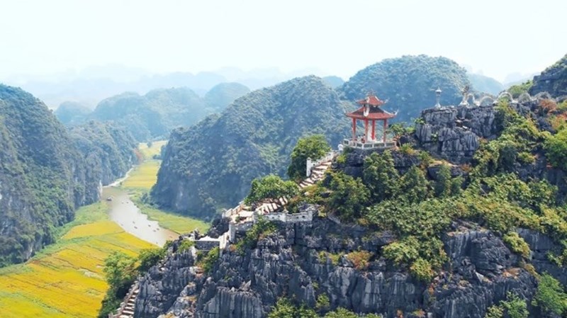 Giới thiệu tổng quan về Hang Múa