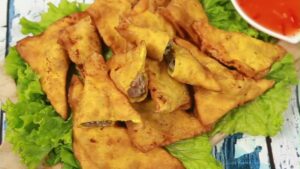 Hoành thánh chiên – Món ăn vặt giòn rụm khó cưỡng