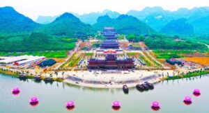 Kinh nghiệm Khám Phá Chùa Tam Chúc