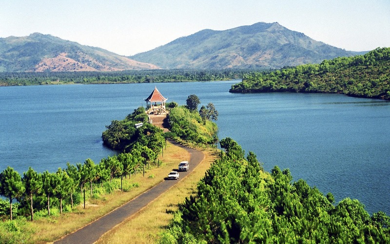 Kon Tum vùng đất Bazan huyền thoại